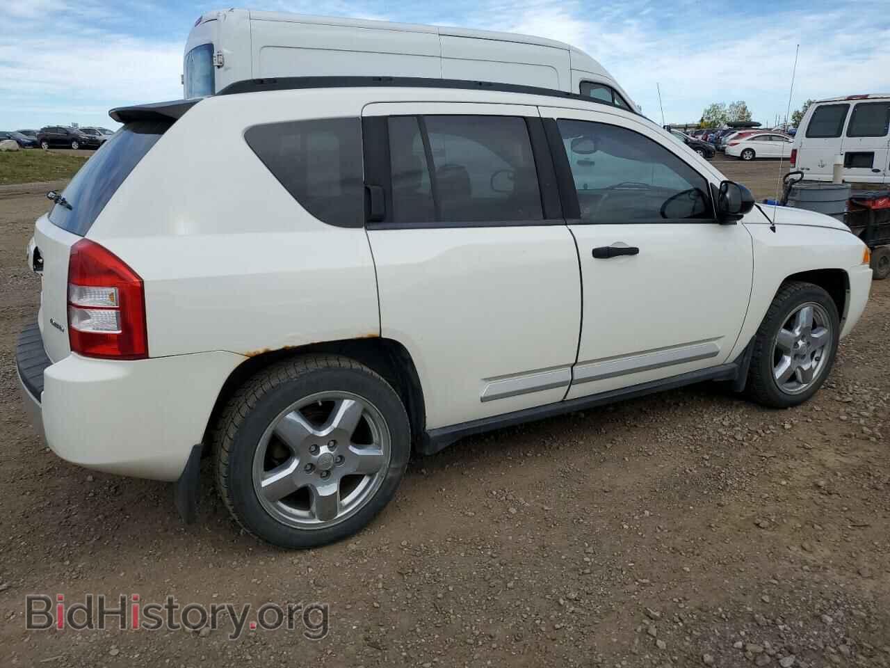2007 JEEP COMPASS - VIN: 1J8FF57W77D256602 - Фото 3