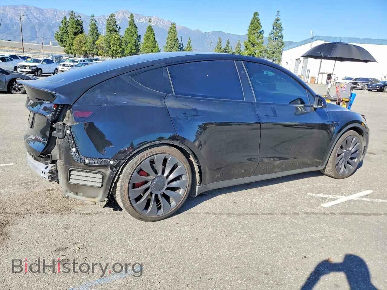 2023 TESLA MODEL Y - VIN: 7SAYGDEFXPF877208 - Photo 3