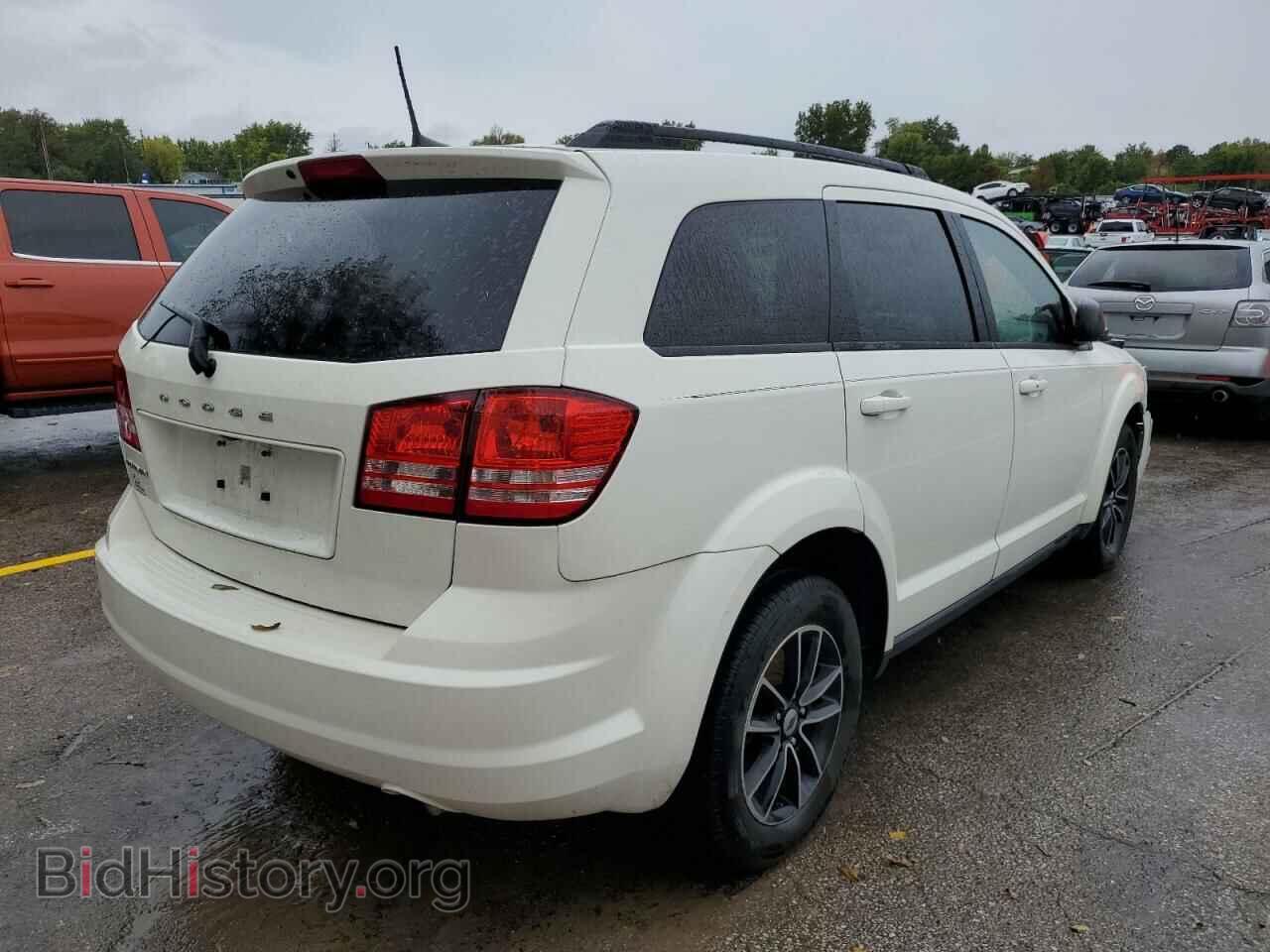 2018 DODGE JOURNEY - VIN: 3C4PDCAB8JT520231 - Фото 3