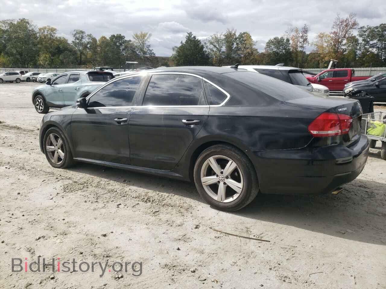 2013 VOLKSWAGEN PASSAT - VIN: 1VWBP7A3XDC003396 - Фото 2