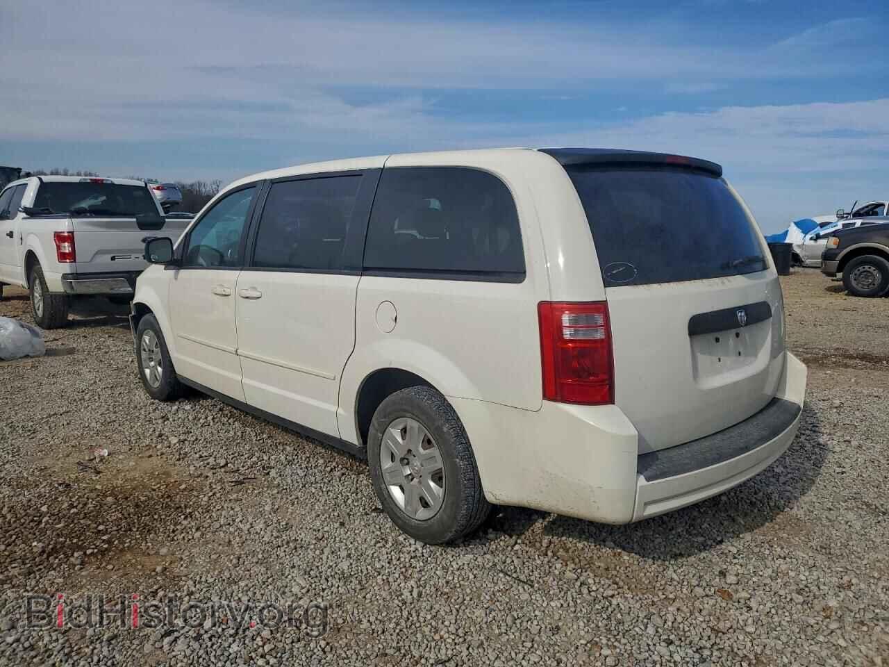 2010 DODGE CARAVAN - VIN: 2D4RN4DE5AR145230 - Photo 2