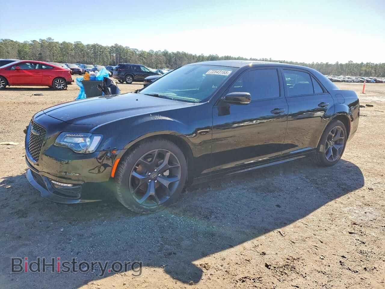 Photo 2C3CCADG6PH677260 - CHRYSLER 300 2023