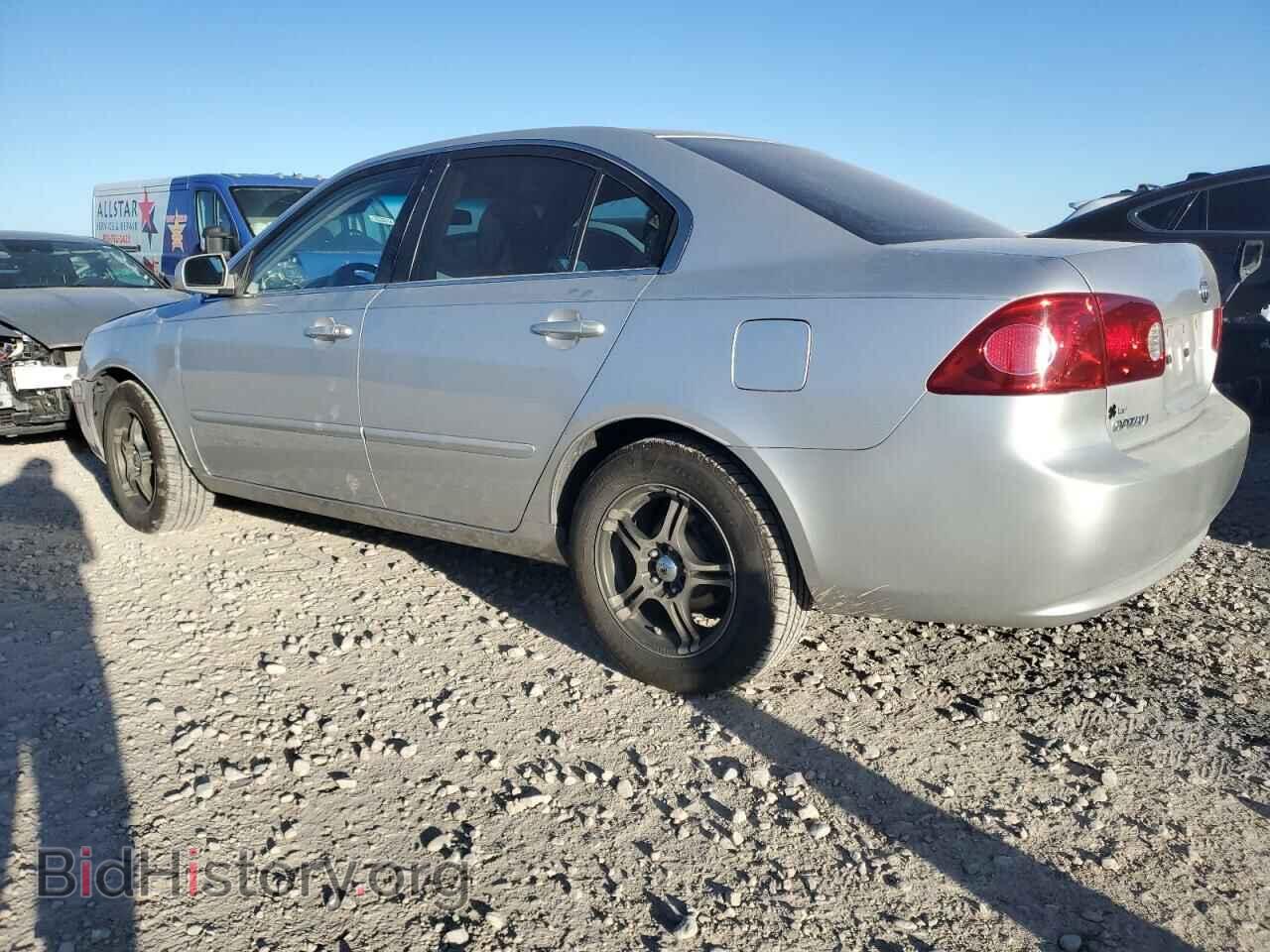 2008 KIA OPTIMA - VIN: KNAGE123385219933 - Фото 2