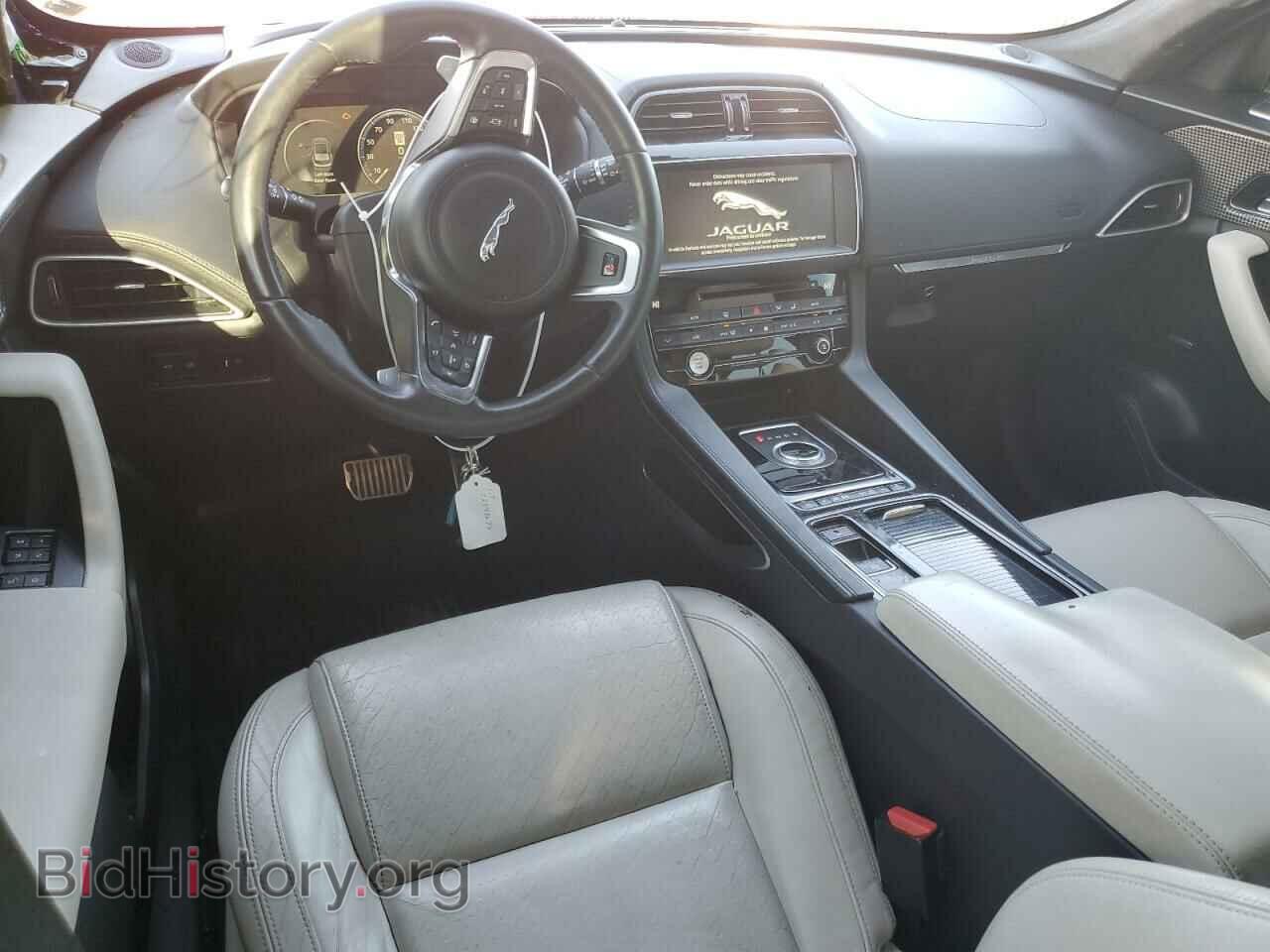2017 JAGUAR F-PACE - VIN: SADCP2BV7HA059876 - Фото 8