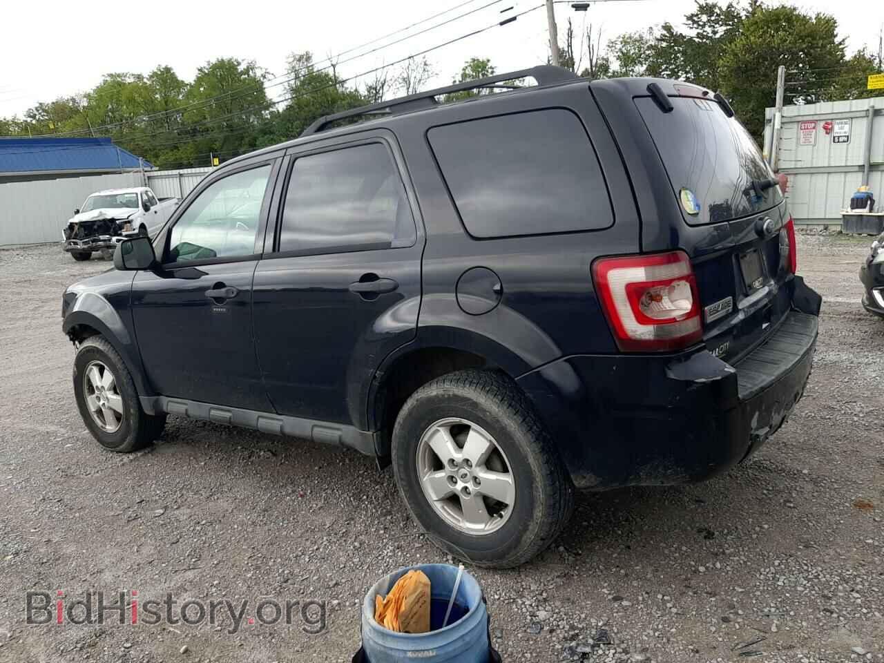 2010 FORD ESCAPE - VIN: 1FMCU9D79AKC79723 - Фото 2