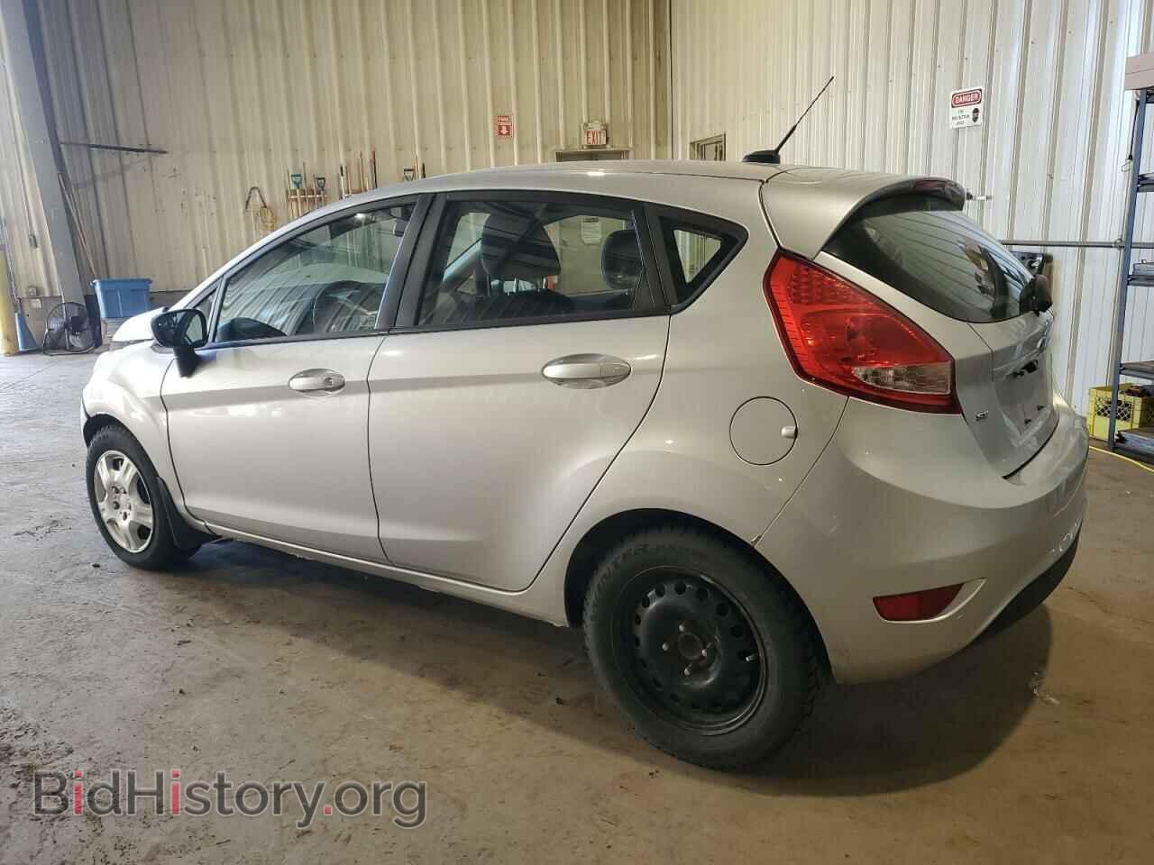 2013 FORD FIESTA - VIN: 3FADP4EJ5DM180672 - Фото 2