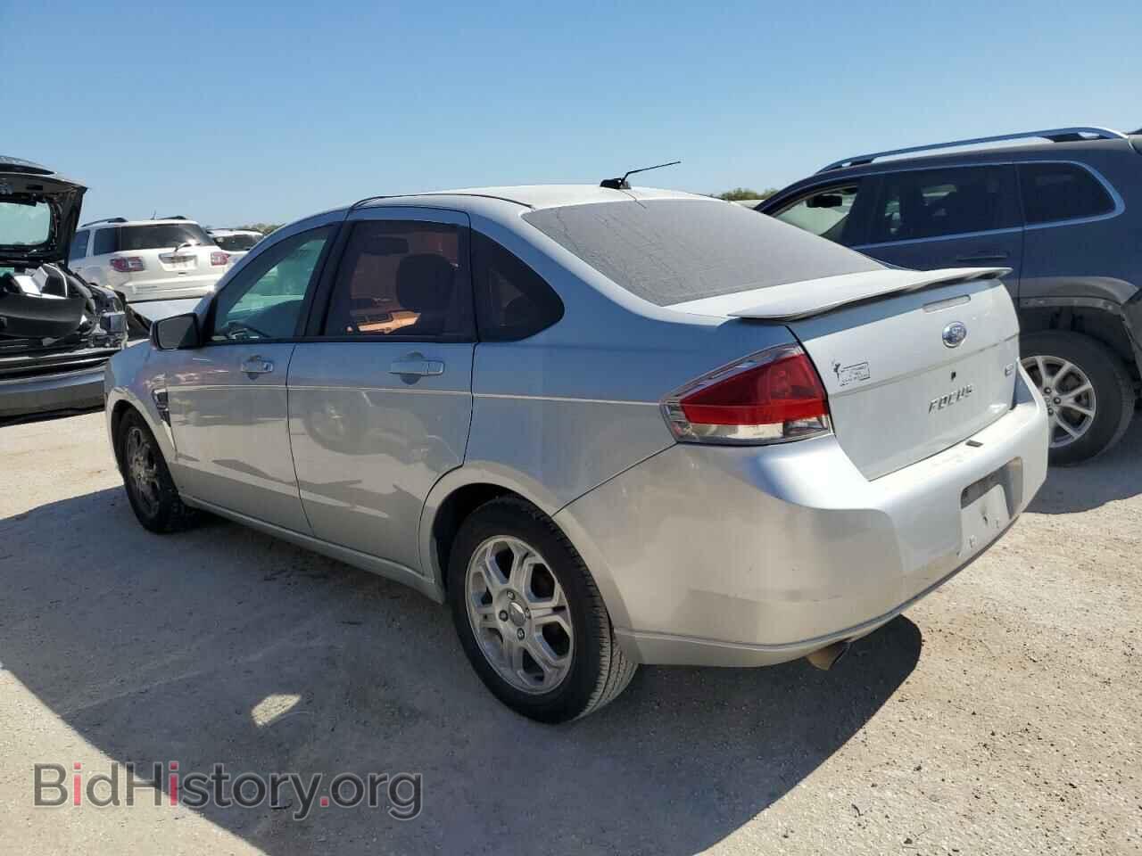 2008 FORD FOCUS - VIN: 1FAHP35N48W166539 - Фото 2