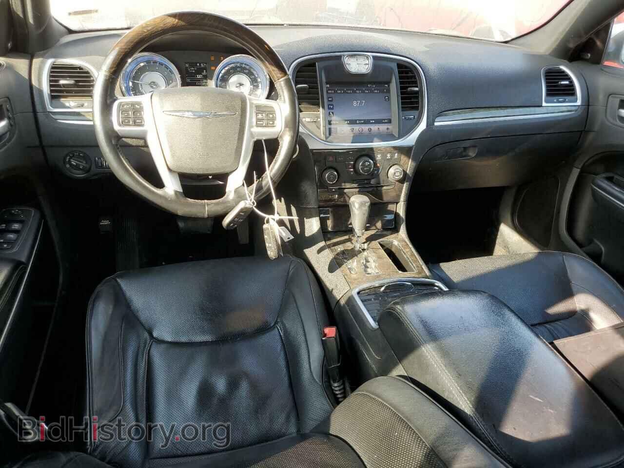 2011 CHRYSLER 300 - VIN: 2C3CK6CT2BH612221 - Фото 8