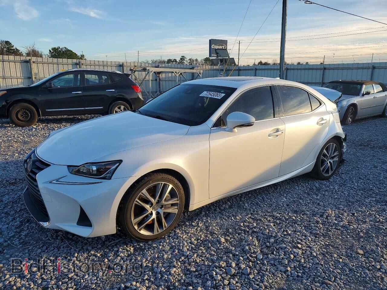 Photo JTHBA1D29J5062197 - LEXUS IS 2018