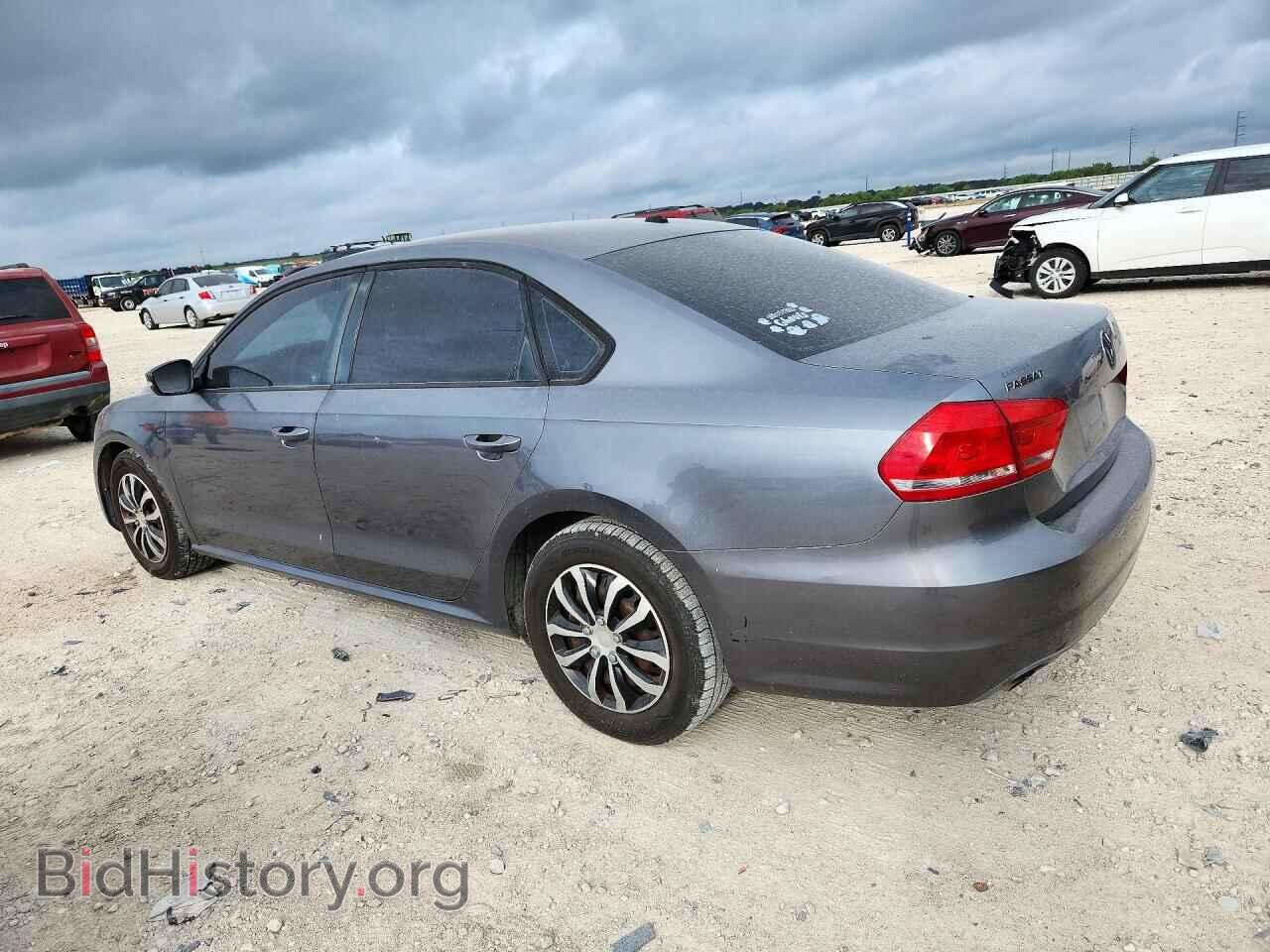 2014 VOLKSWAGEN PASSAT - VIN: 1VWAP7A33EC016519 - Фото 2