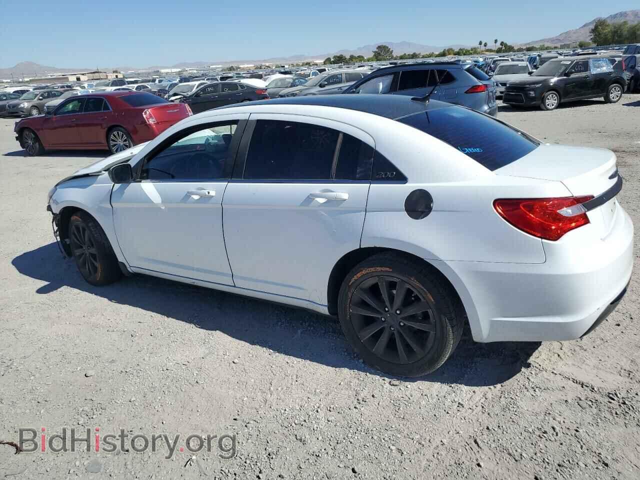 2013 CHRYSLER 200 - VIN: 1C3CCBCGXDN501872 - Фото 2