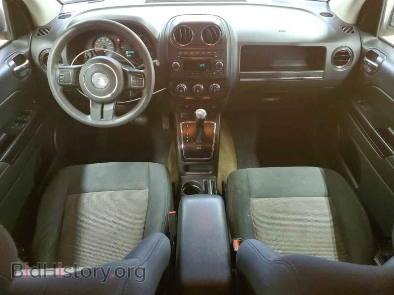 2013 Jeep COMPASS (VIN 1C4NJCBA2DD168599) — фото 8 из 13