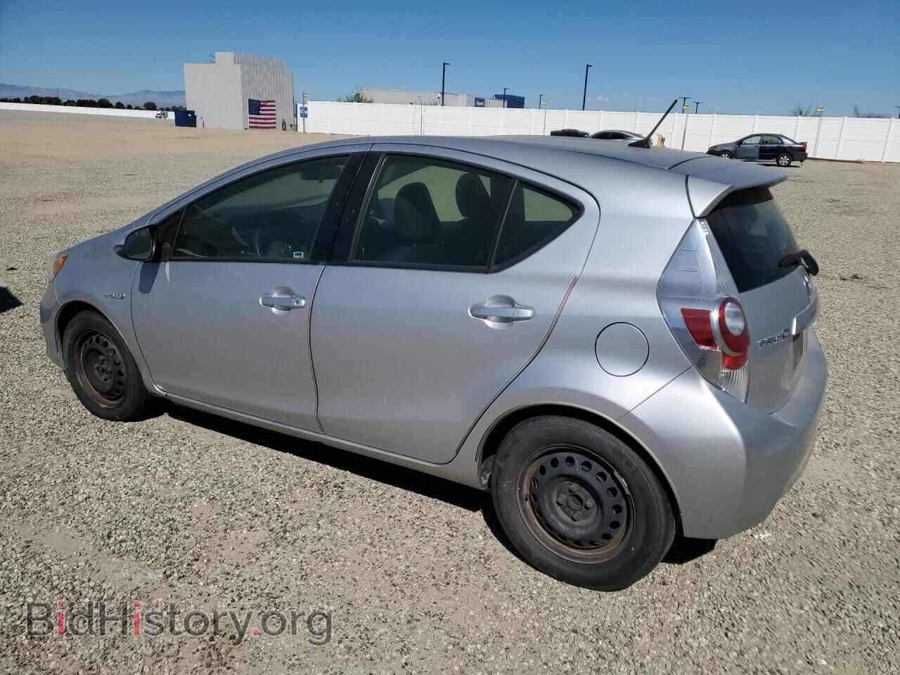 2013 TOYOTA PRIUS - VIN: JTDKDTB30D1038530 - Photo 2