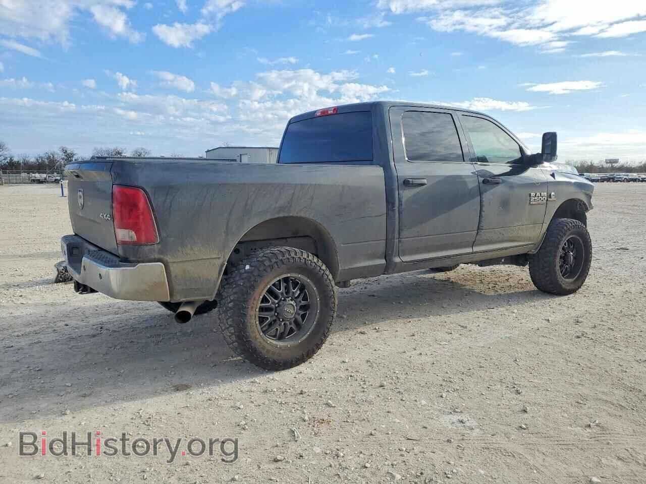 2017 RAM All Models - VIN: 3C6UR5CL6HG694394 - Photo 3