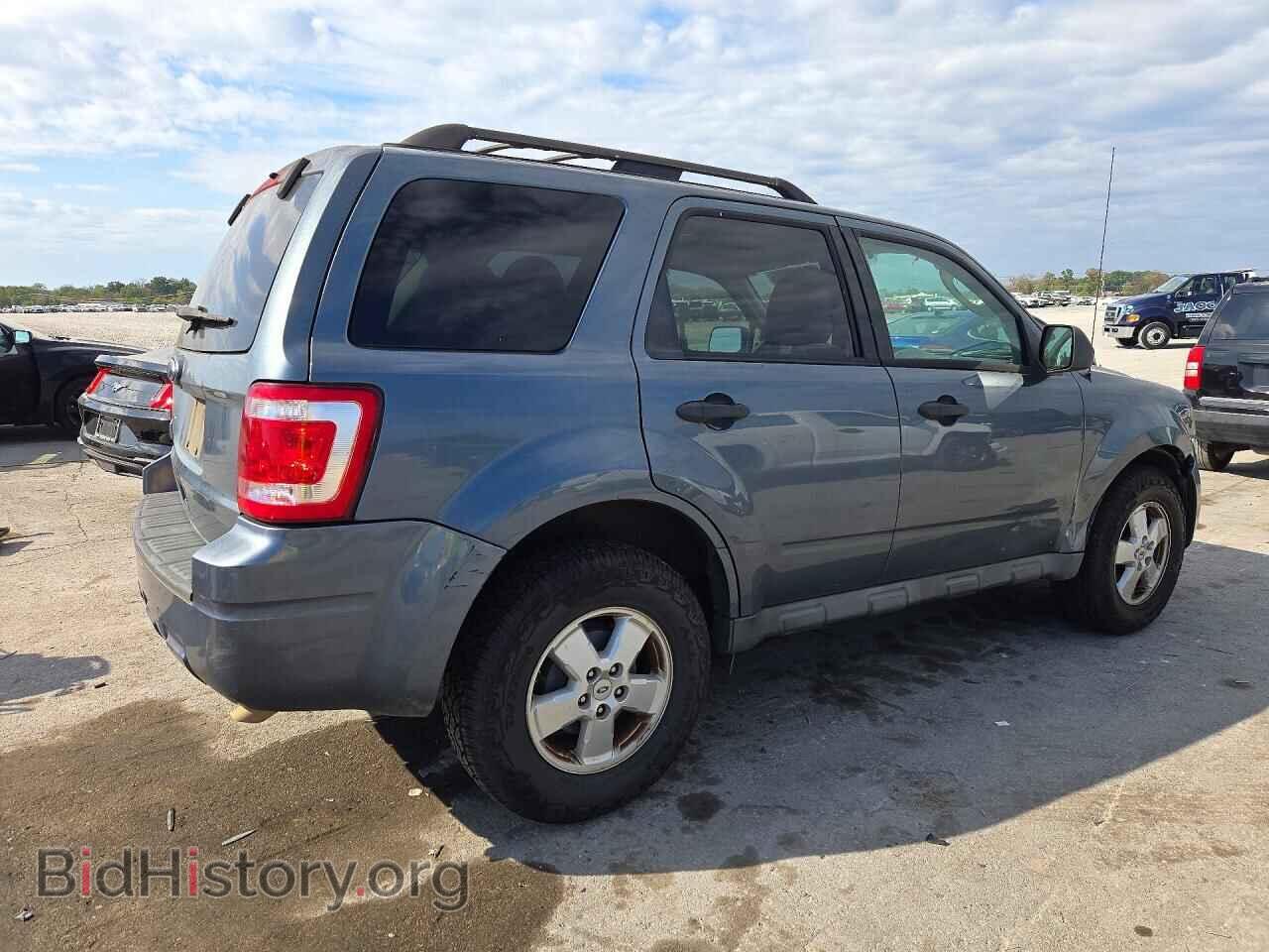2010 FORD ESCAPE - VIN: 1FMCU0D77AKA11006 - Фото 3