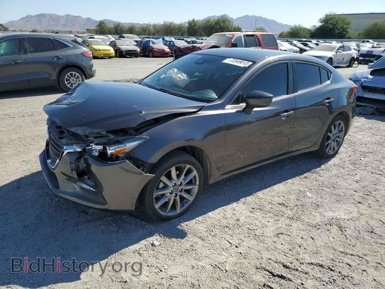 Photo 3MZBN1V33JM190729 - MAZDA 3 2018