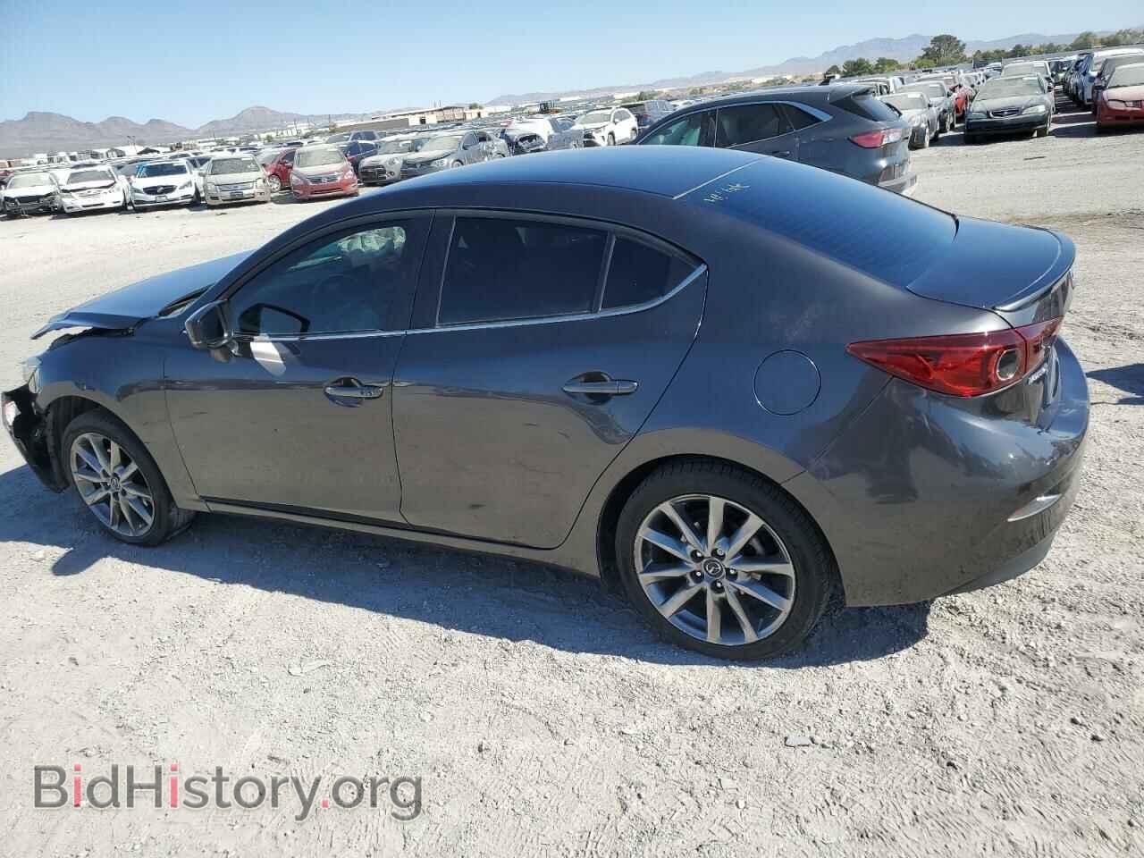 2018 MAZDA 3 - VIN: 3MZBN1V33JM190729 - Фото 2