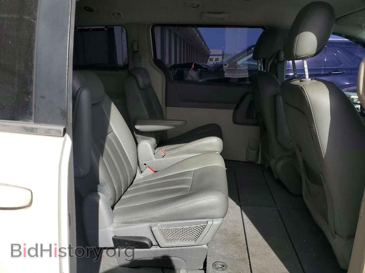 2010 CHRYSLER MINIVAN - VIN: 2A4RR5D15AR128944 - Photo 11