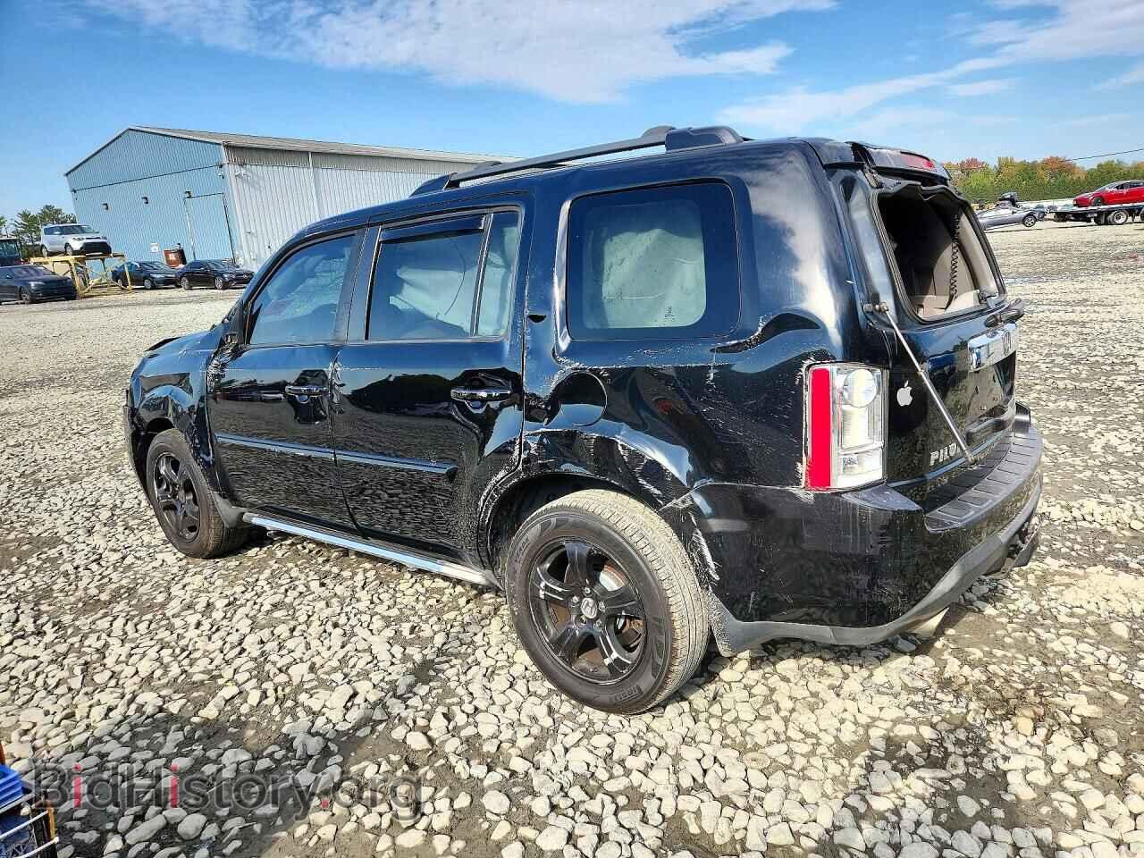 2015 Honda PILOT (VIN 5FNYF4H52FB052183) — photo 2 of 14