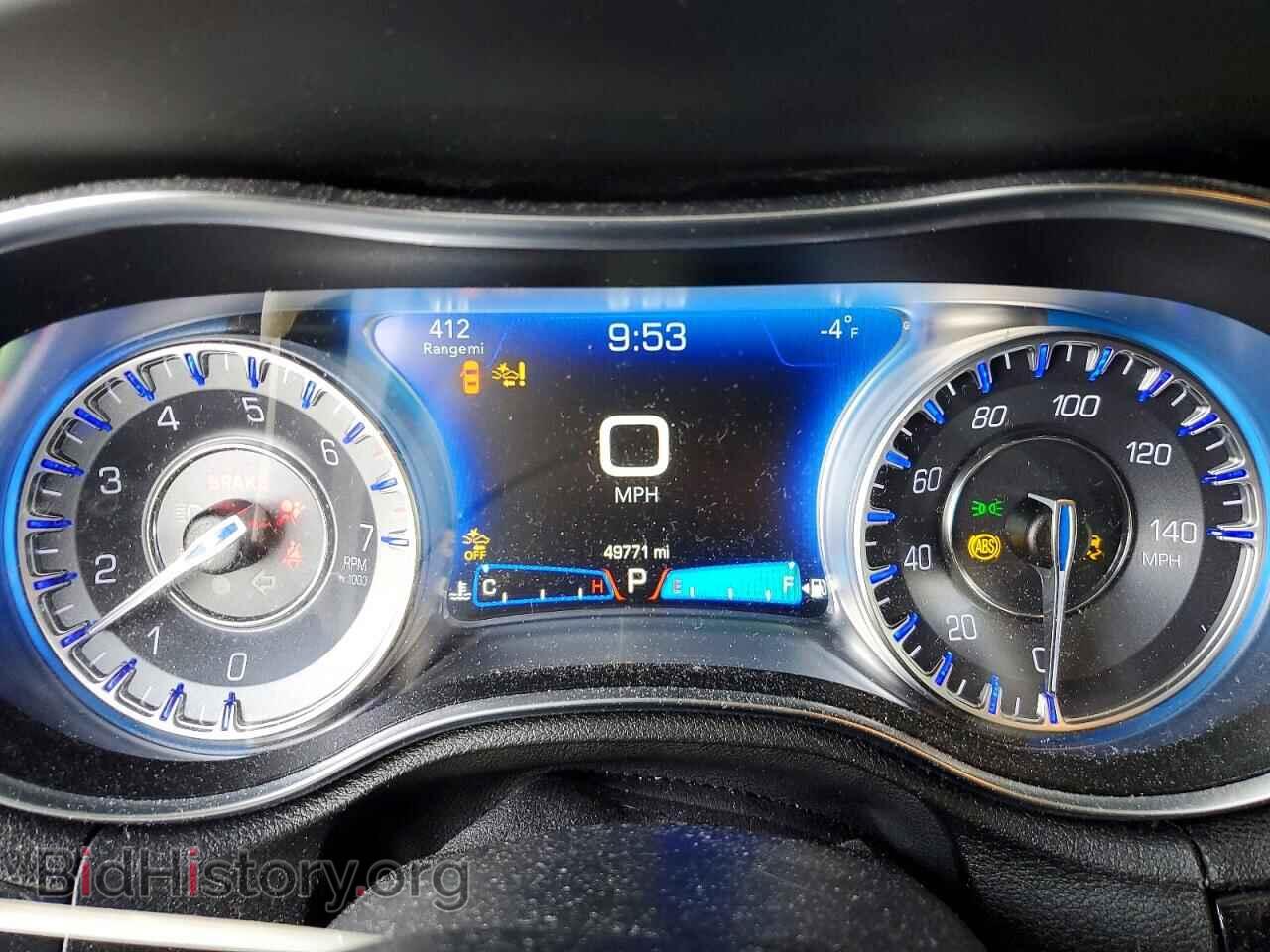 2019 CHRYSLER 300 - VIN: 2C3CCAKG4KH722711 - Фото 9
