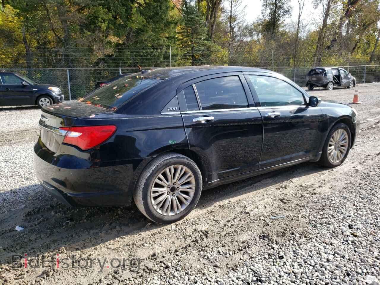 2011 CHRYSLER 200 - VIN: 1C3BC2FG3BN551226 - Фото 3