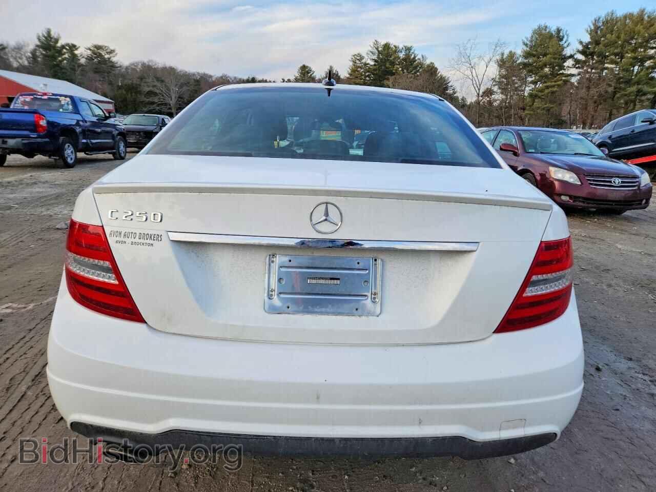 2014 MERCEDES-BENZ C-CLASS - VIN: WDDGF4HB4EA923292 - Фото 6