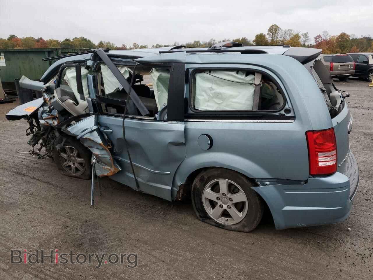 2008 CHRYSLER MINIVAN - VIN: 2A8HR54P18R765581 - Фото 2