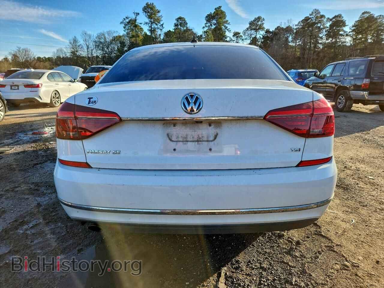 2017 VOLKSWAGEN PASSAT - VIN: 1VWBT7A31HC076447 - Фото 6