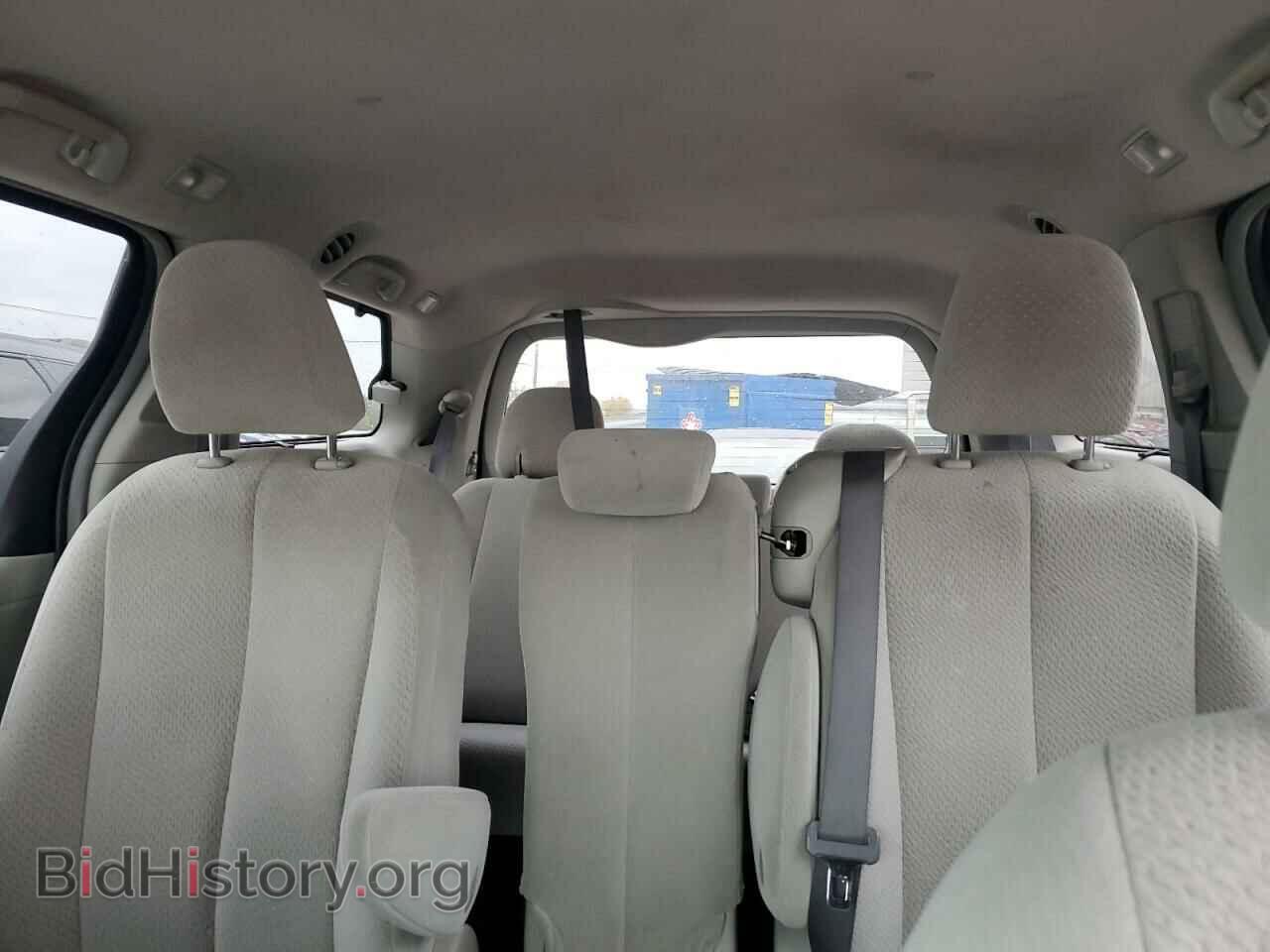 2011 TOYOTA All Models - VIN: 5TDKK3DC9BS073991 - Фото 10