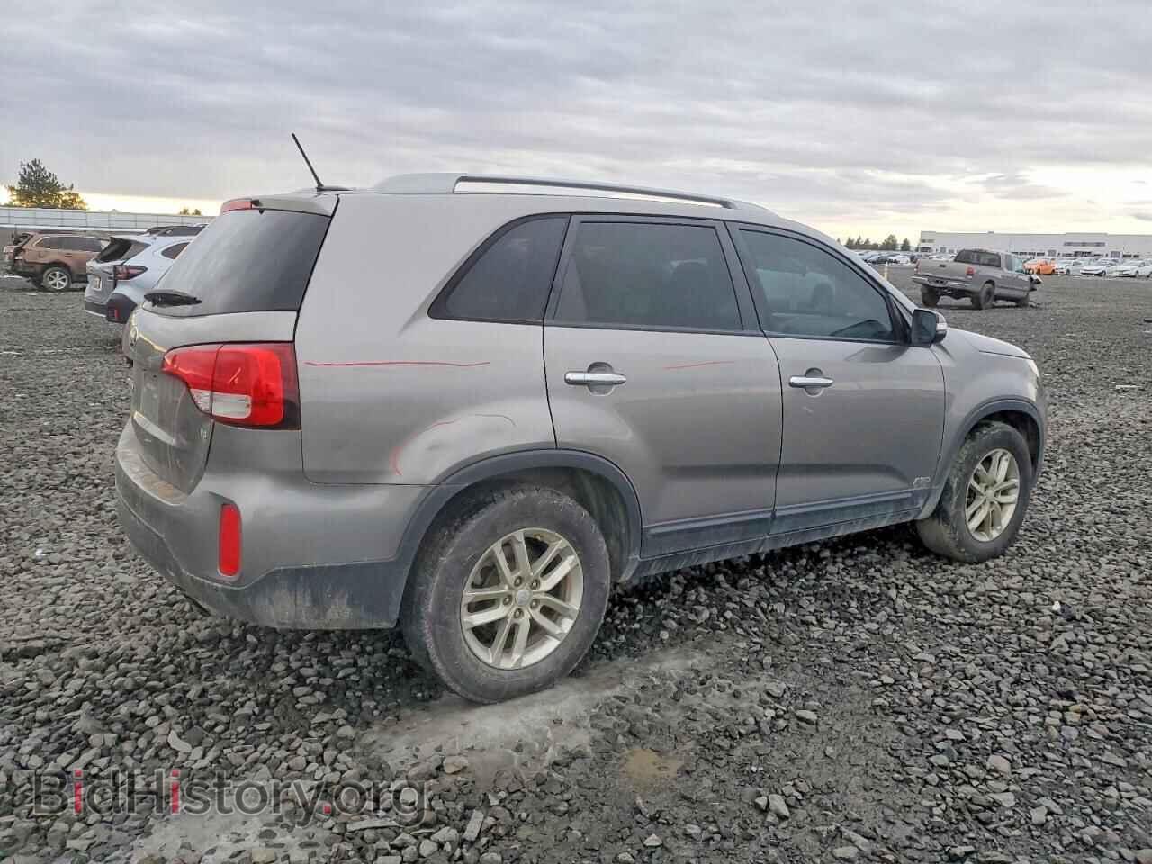 2015 KIA SORENTO - VIN: 5XYKTDA73FG596517 - Фото 3