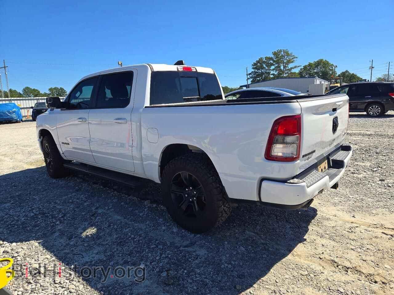 2020 RAM 1500 - VIN: 1C6SRFFT1LN185063 - Photo 2