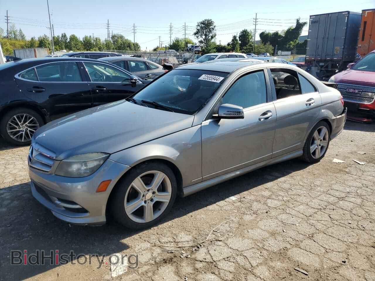 Photo WDDGF5EB6BR138652 - MERCEDES-BENZ C-CLASS 2011