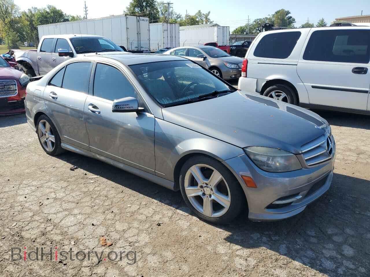 2011 MERCEDES-BENZ C-CLASS - VIN: WDDGF5EB6BR138652 - Фото 4