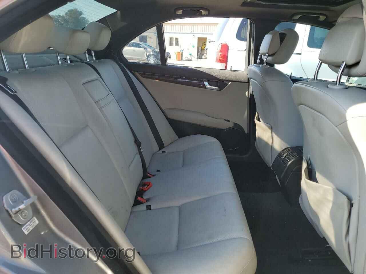 2011 MERCEDES-BENZ C-CLASS - VIN: WDDGF5EB6BR138652 - Фото 10