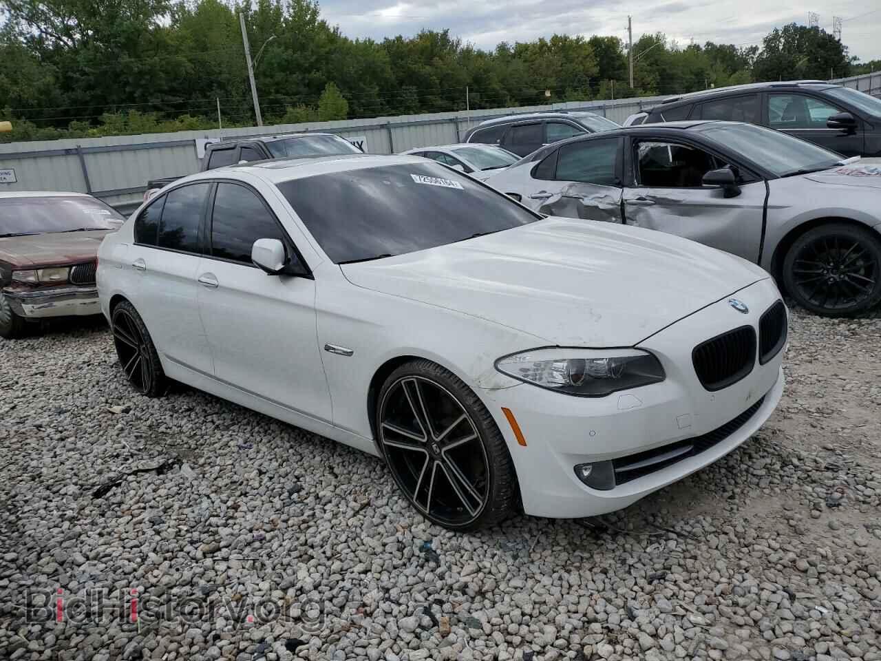 2011 BMW 5 SERIES - VIN: WBAFR9C56BC758757 - Фото 4