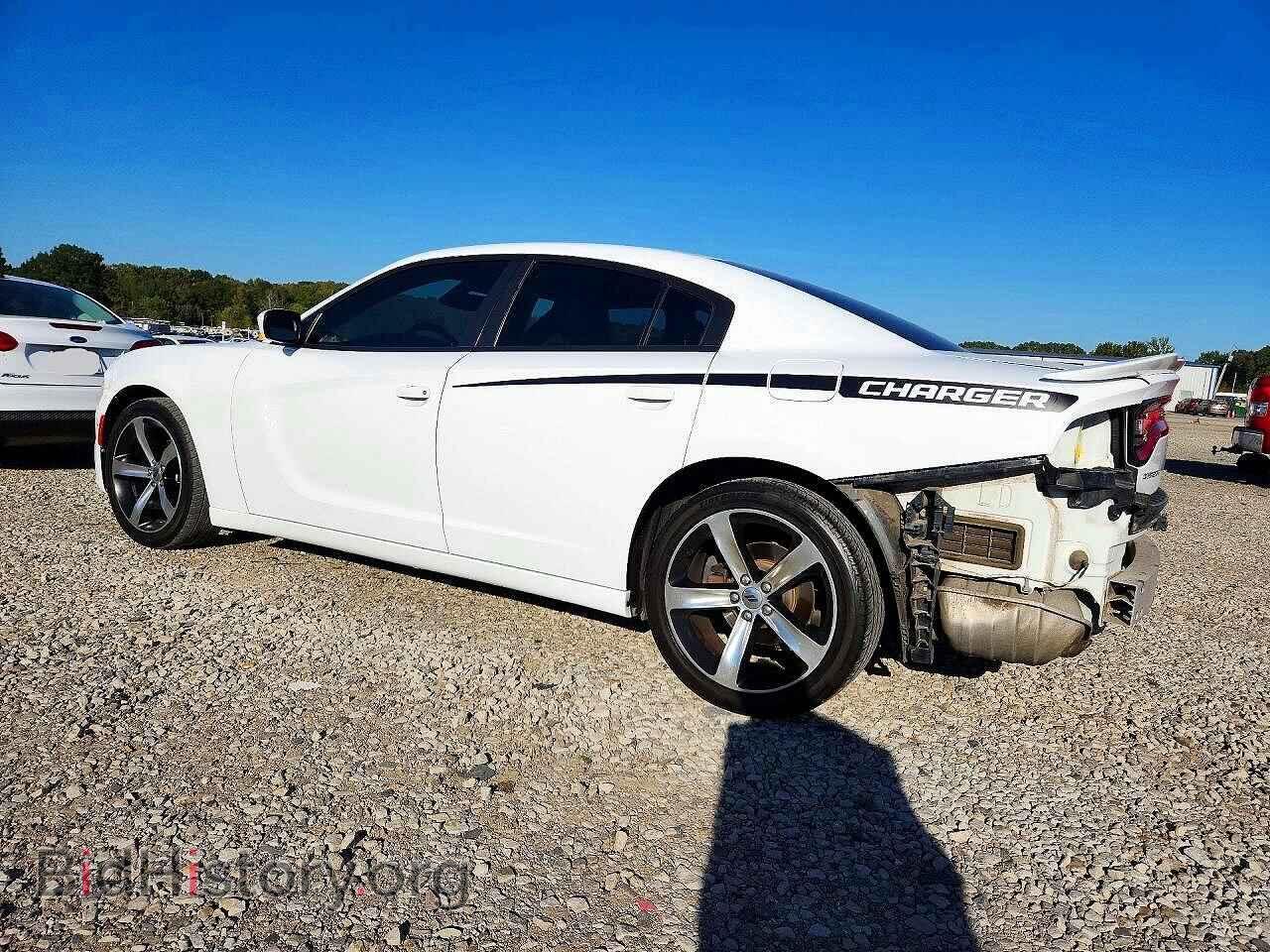 2017 DODGE CHARGER - VIN: 2C3CDXBGXHH548071 - Photo 2