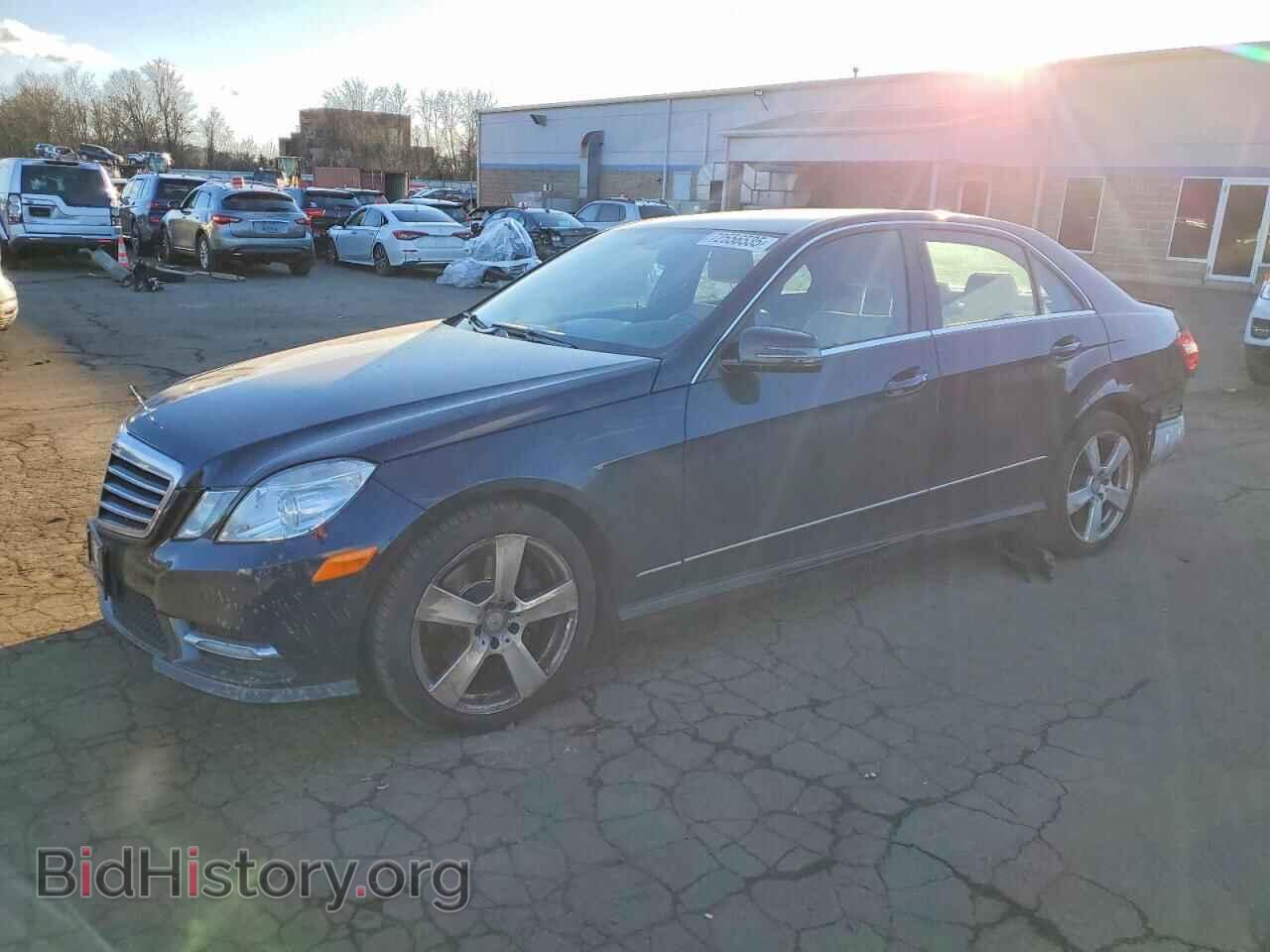 Фотография WDDHF8JBXCA608628 - MERCEDES-BENZ E-CLASS 2012