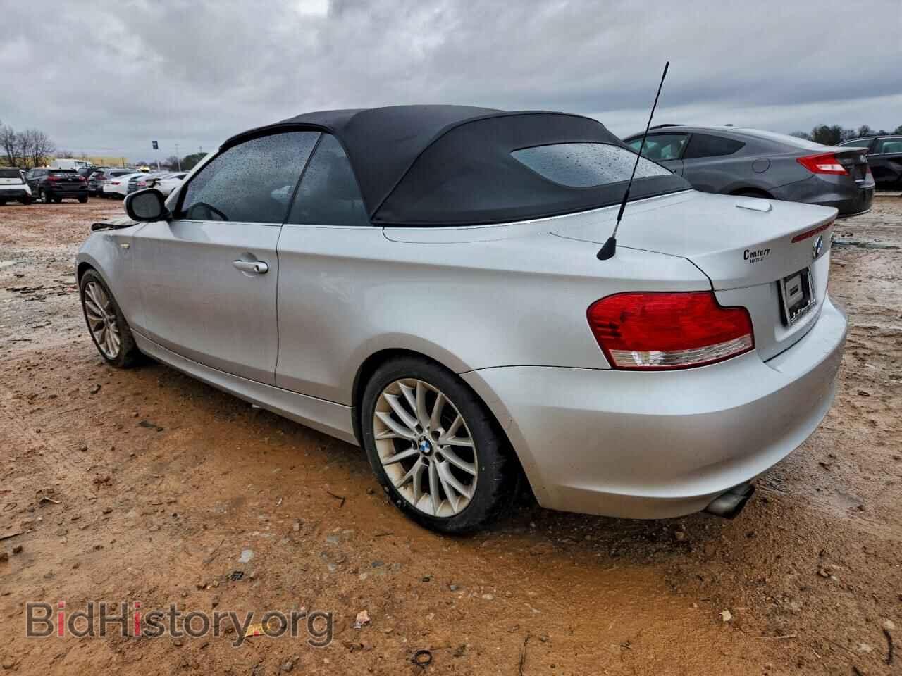 2011 BMW 1 SERIES - VIN: WBAUL7C52BVJ78780 - Фото 2