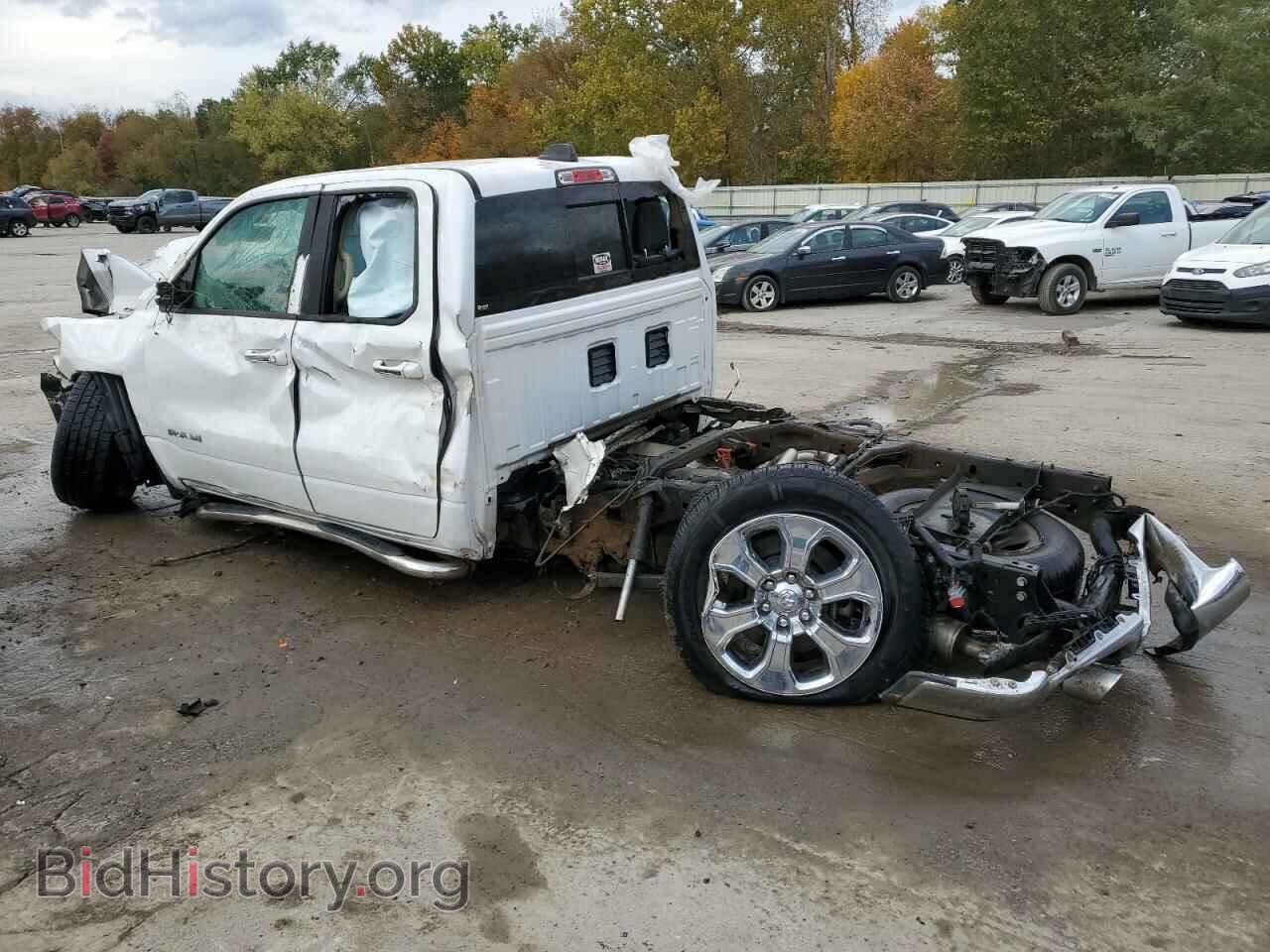 2020 RAM 1500 - VIN: 1C6SRFBT3LN213984 - Фото 2