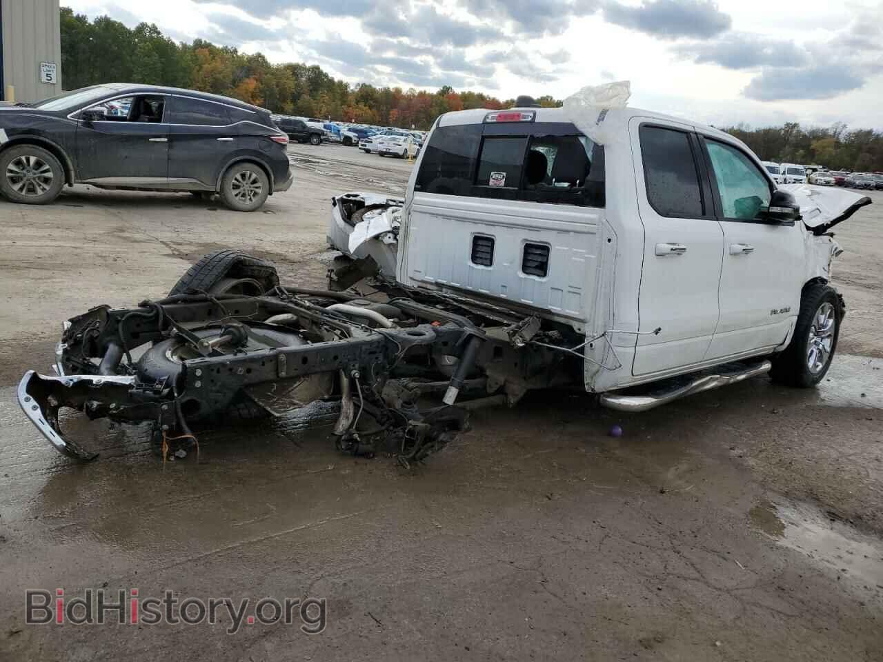 2020 RAM 1500 - VIN: 1C6SRFBT3LN213984 - Фото 3