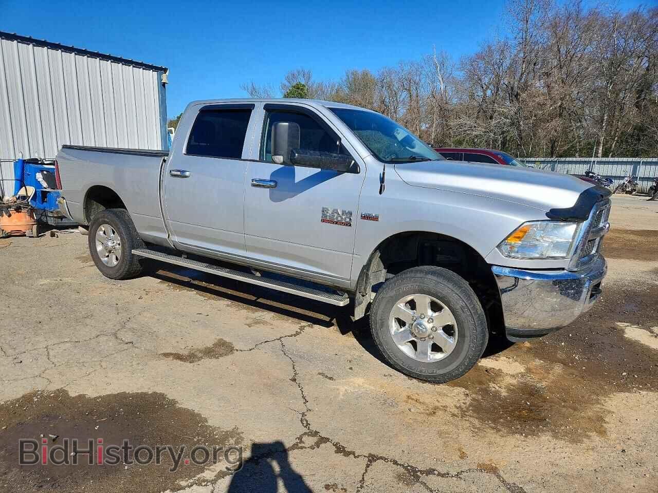 2017 RAM All Models - VIN: 3C6UR5CJ2HG561873 - Фото 4