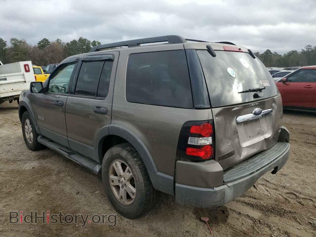 2006 FORD EXPLORER - VIN: 1FMEU63E66UB15557 - Фото 2