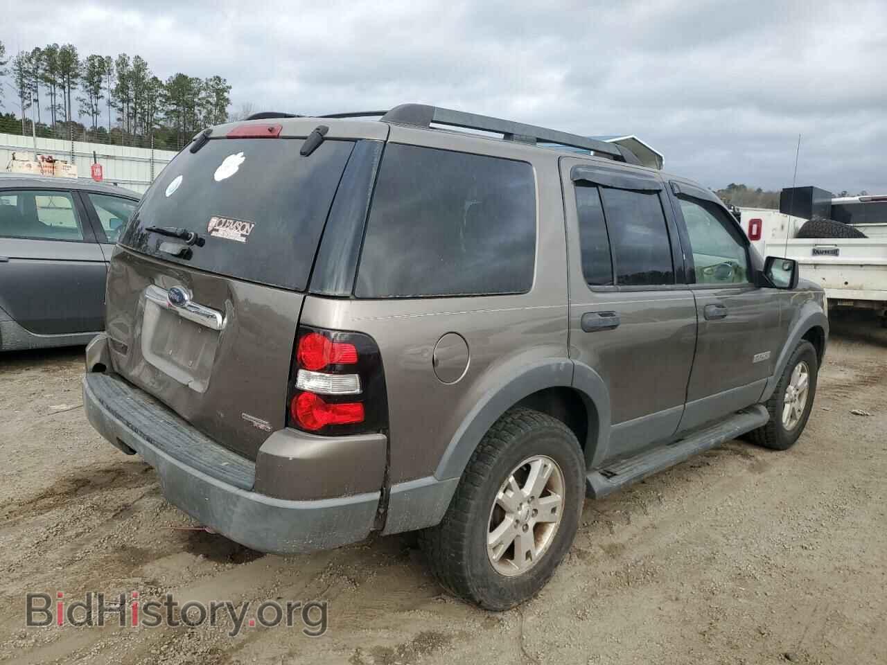 2006 FORD EXPLORER - VIN: 1FMEU63E66UB15557 - Фото 3