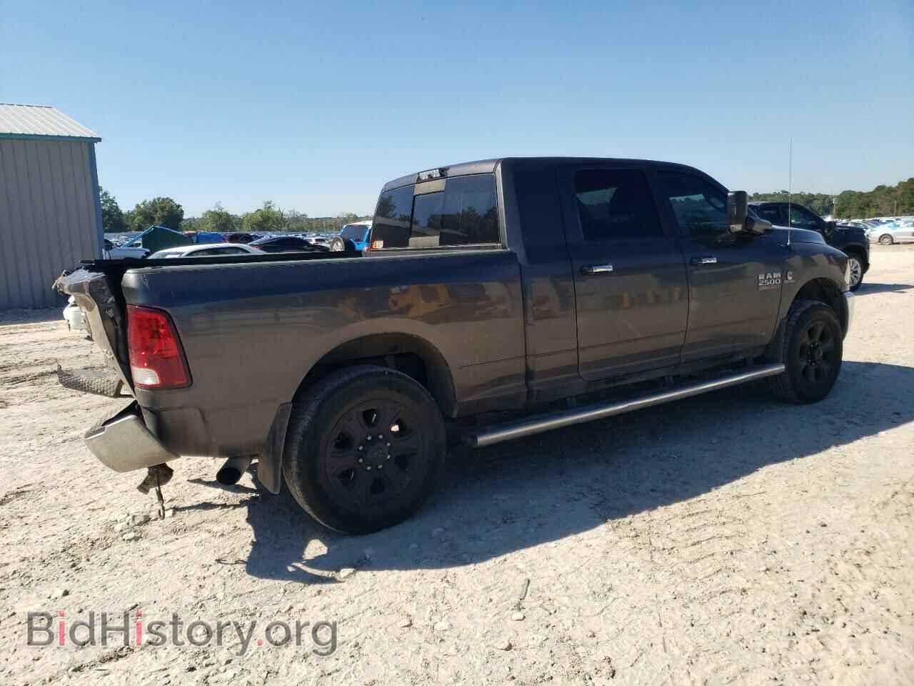 2017 RAM All Models - VIN: 3C6UR5ML8HG558816 - Photo 3