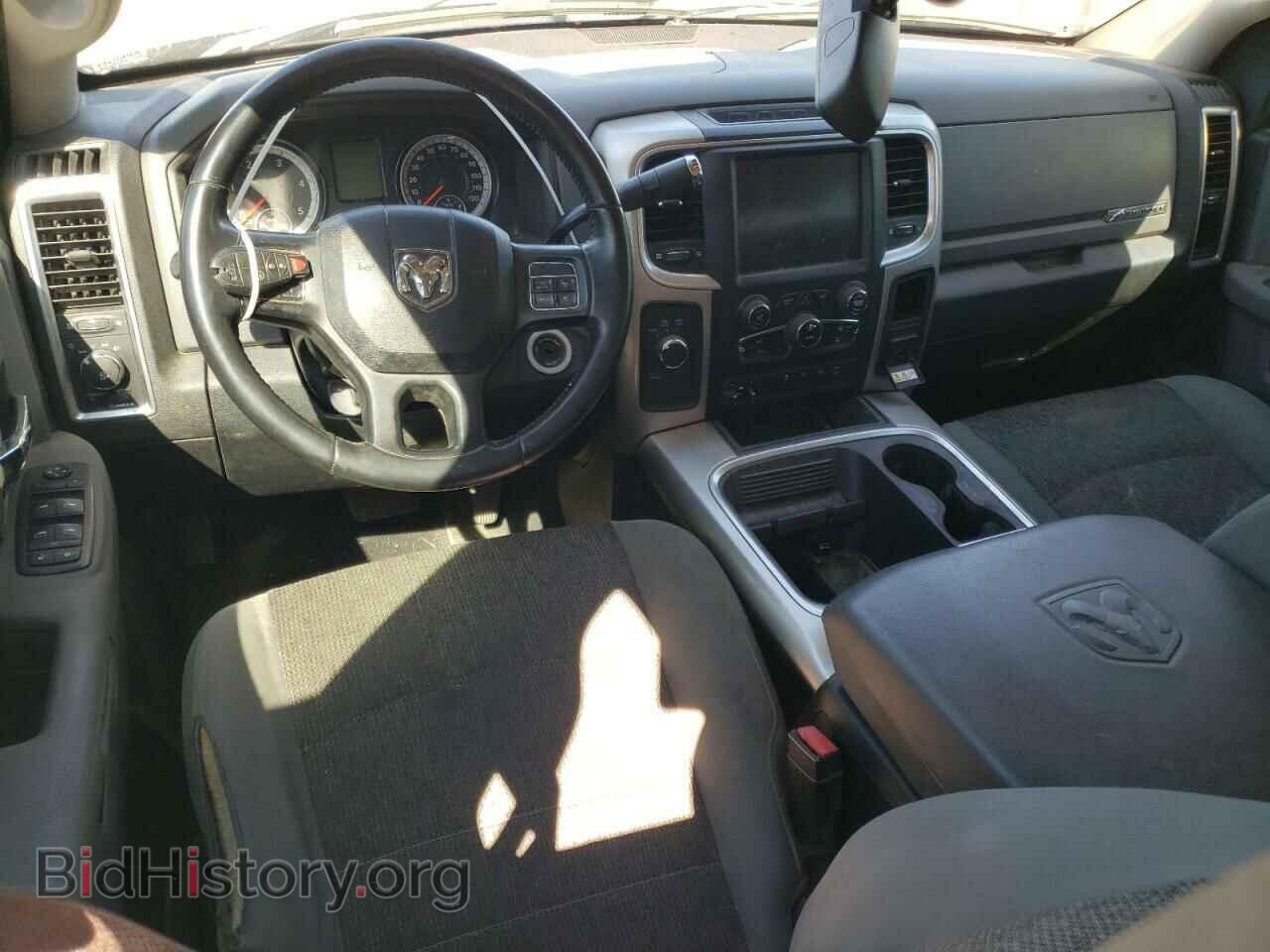 2017 RAM All Models - VIN: 3C6UR5ML8HG558816 - Photo 8