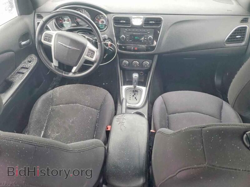 2014 Chrysler 200 (VIN 1C3CCBBG2EN204257) — фото 8 из 13