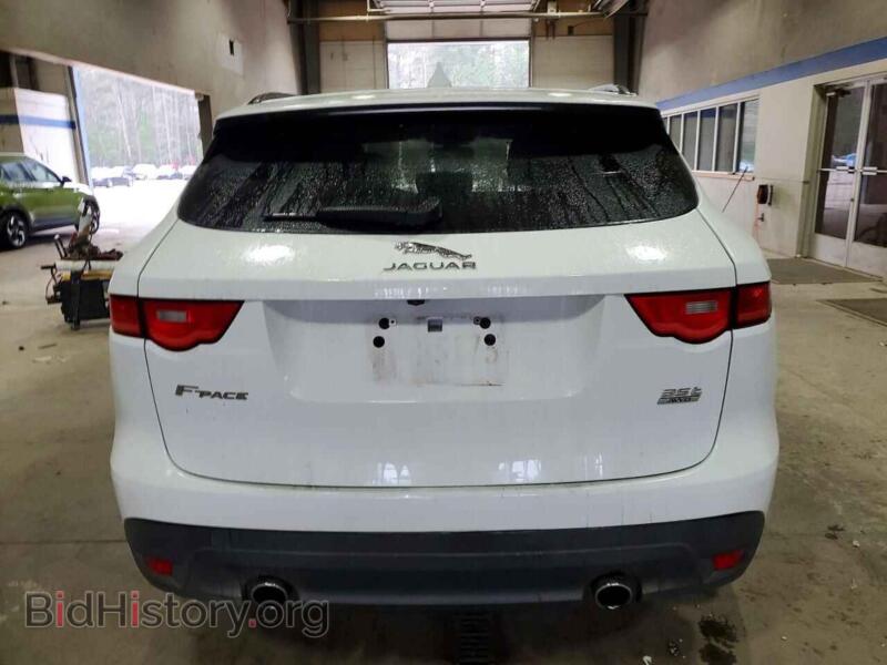 2017 Jaguar F-PACE (VIN SADCJ2BVXHA889799) — photo 6 of 15