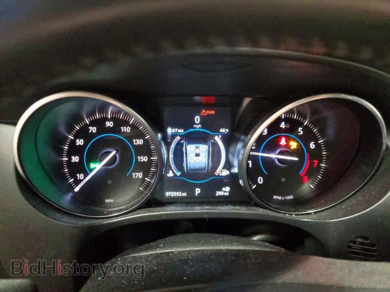 2017 Jaguar F-PACE (VIN SADCJ2BVXHA889799) — photo 9 of 15