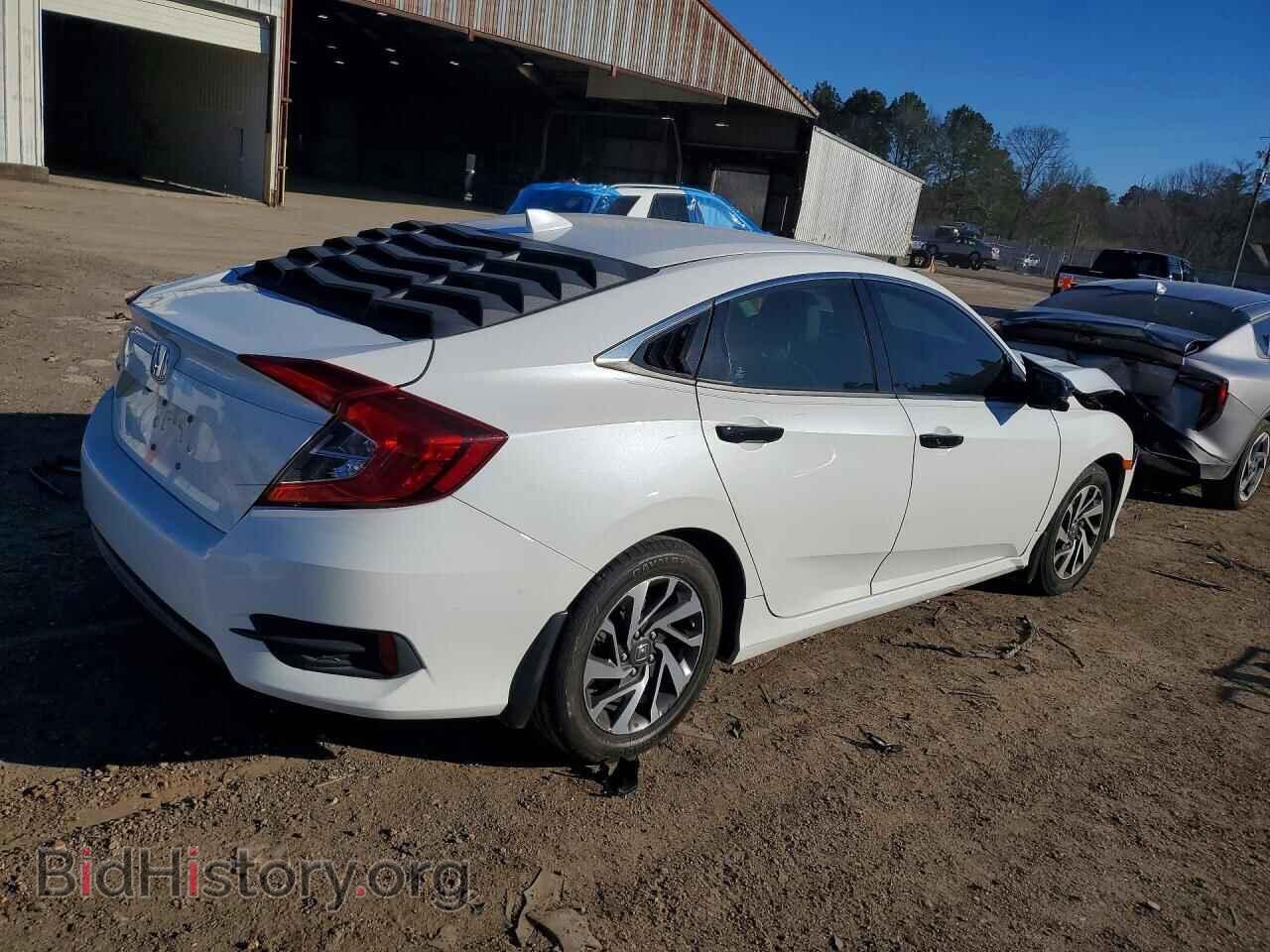 2018 HONDA CIVIC - VIN: 19XFC2F74JE038003 - Фото 3
