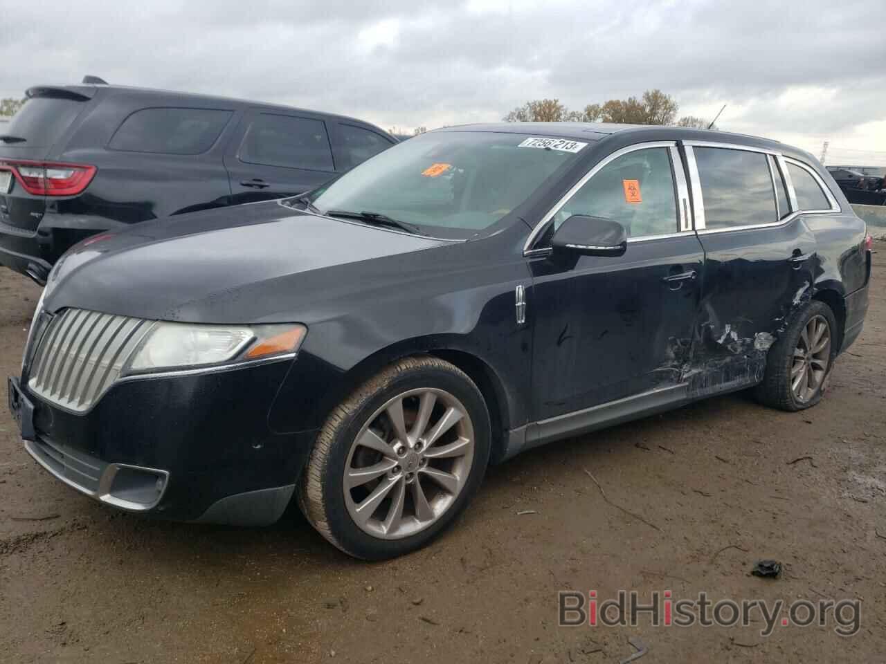 Photo 2LMHJ5AT3ABJ16234 - LINCOLN MKT 2010